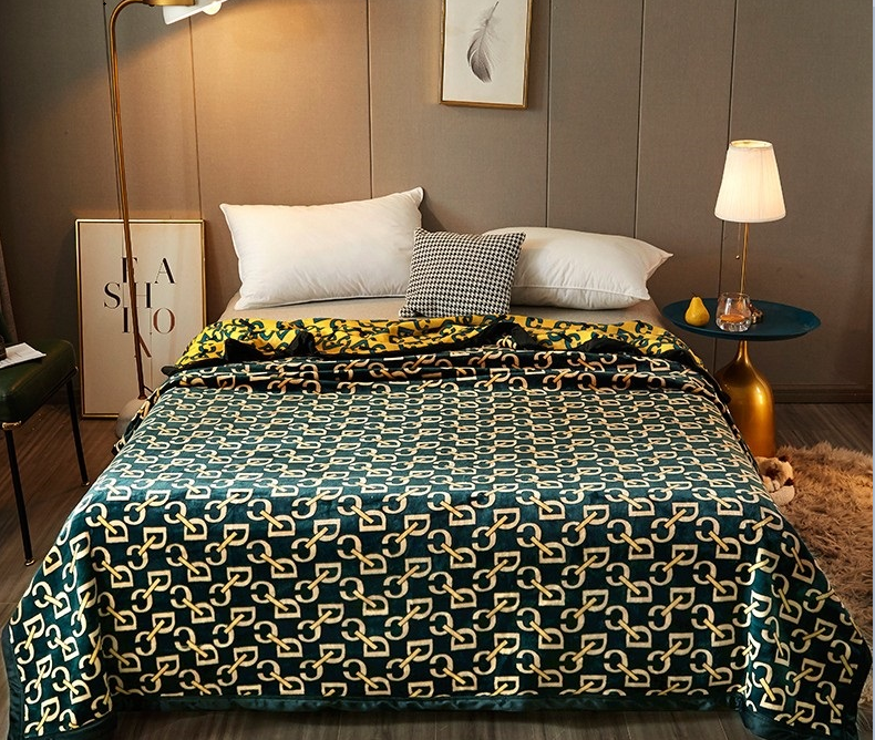 小鸟体育大牌风迪奥云毯（绿色）